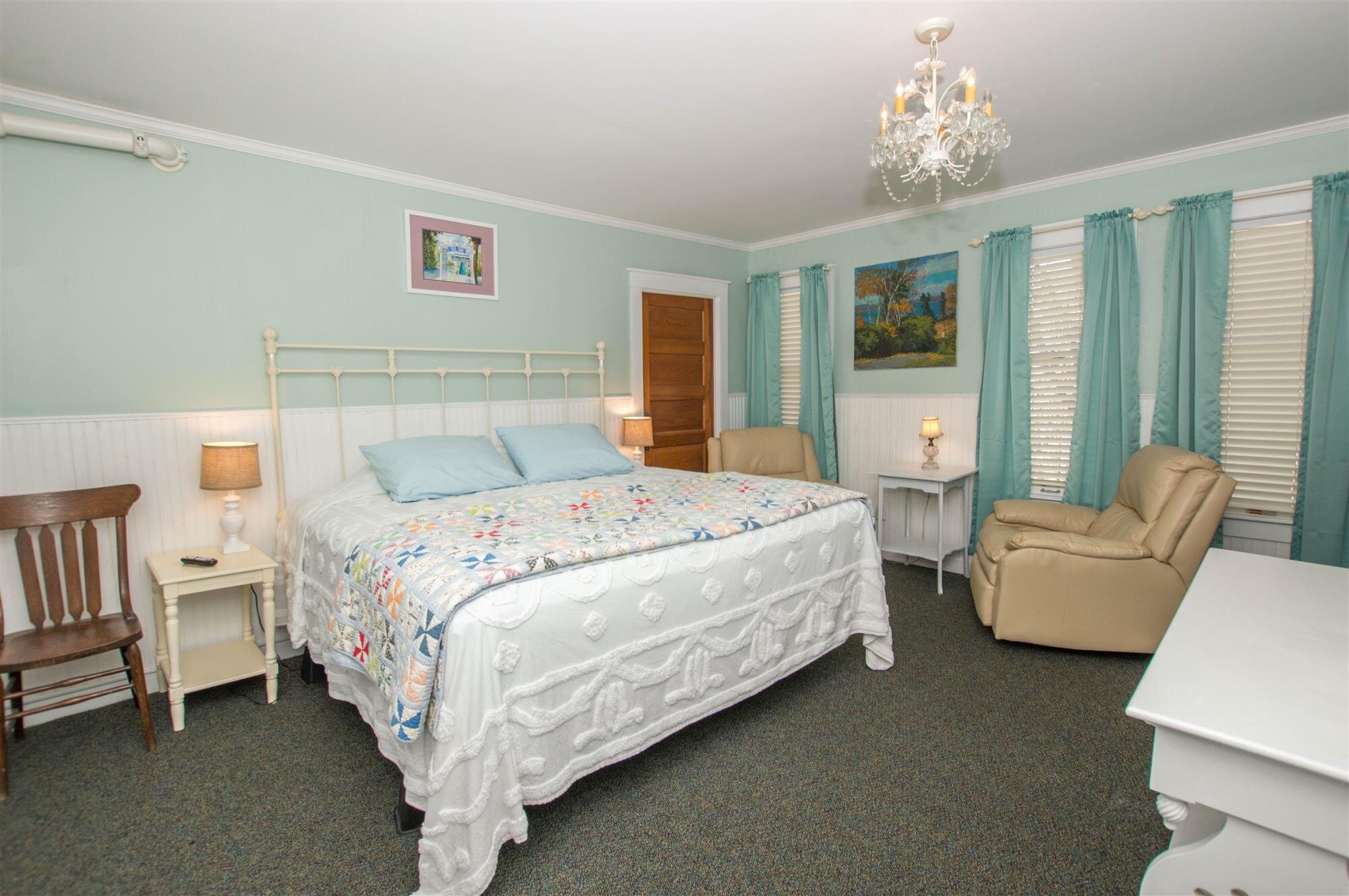 303 King suite rooms